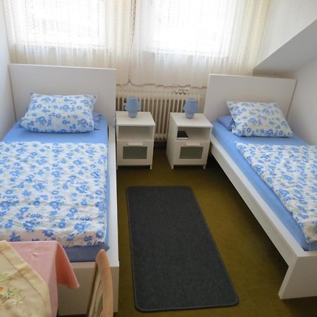 Urberacher Hof Рёдермарк Номер фото